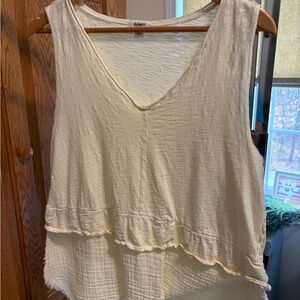 dylan Cream Sleeveless V-Neck Ruffle-Hem Tank